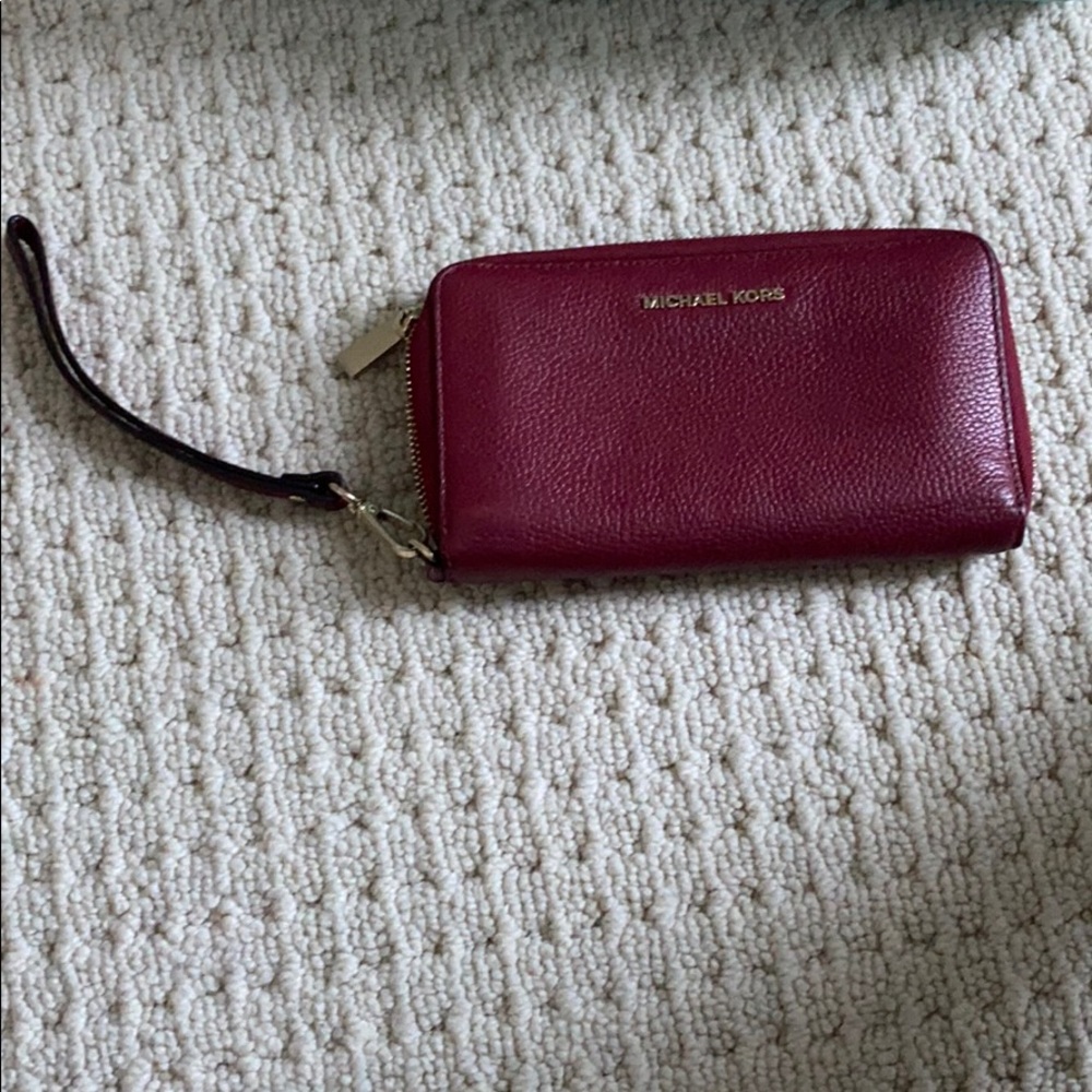 Micheal Kors Wristlet